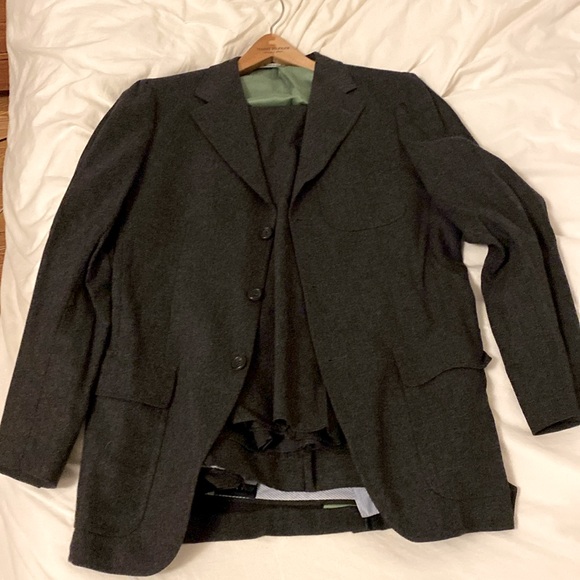 TOMMY HILFIGER 99% Virgin Wool Italian Suit Pants and Blazer 48R